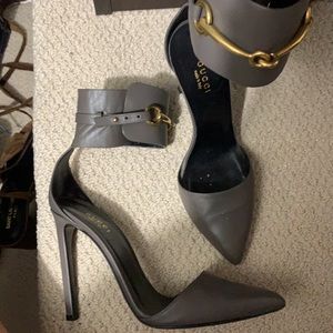 Gucci Ursula Leather Pumps